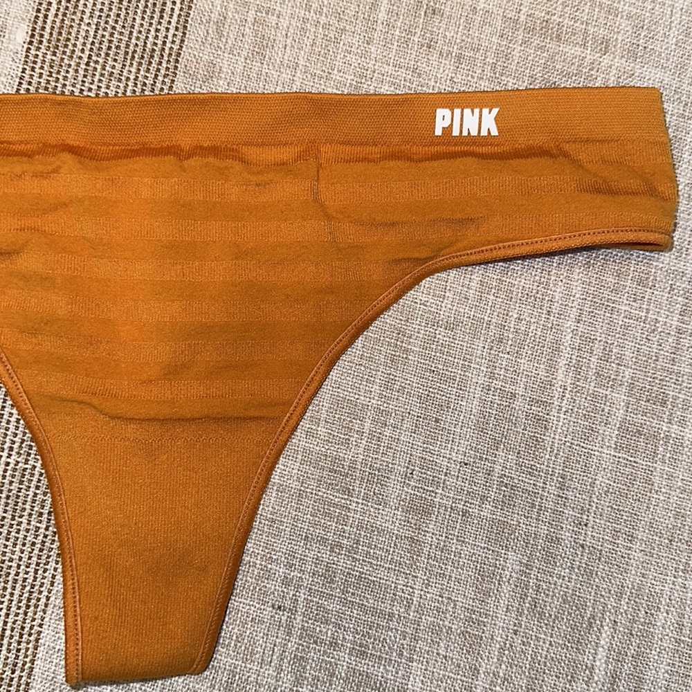 PINK Matching Set - Picture 4 of 5